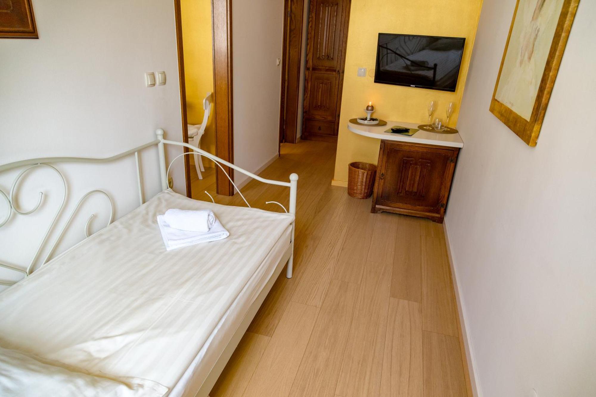 Splavar Rooms เบรชิตเซ ภายนอก รูปภาพ